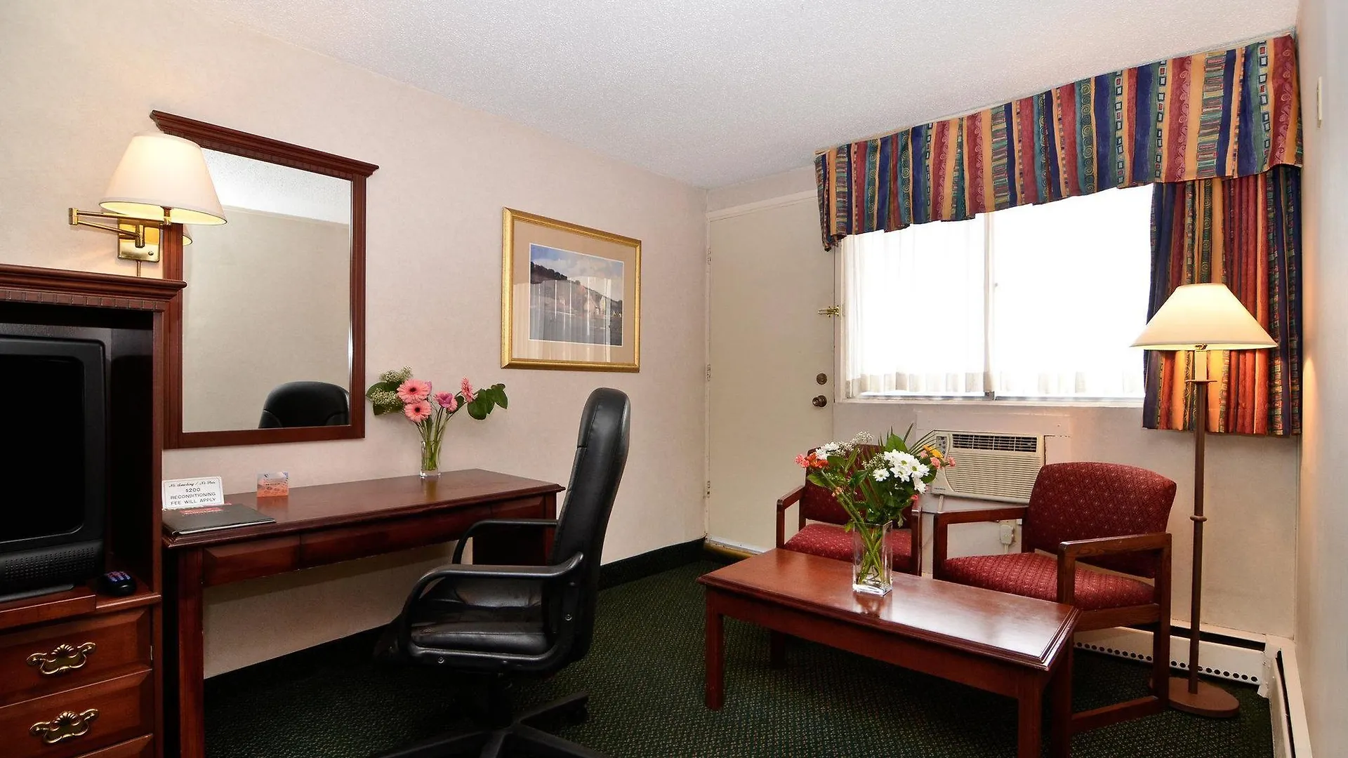 Econo Lodge Motel Village Calgary
