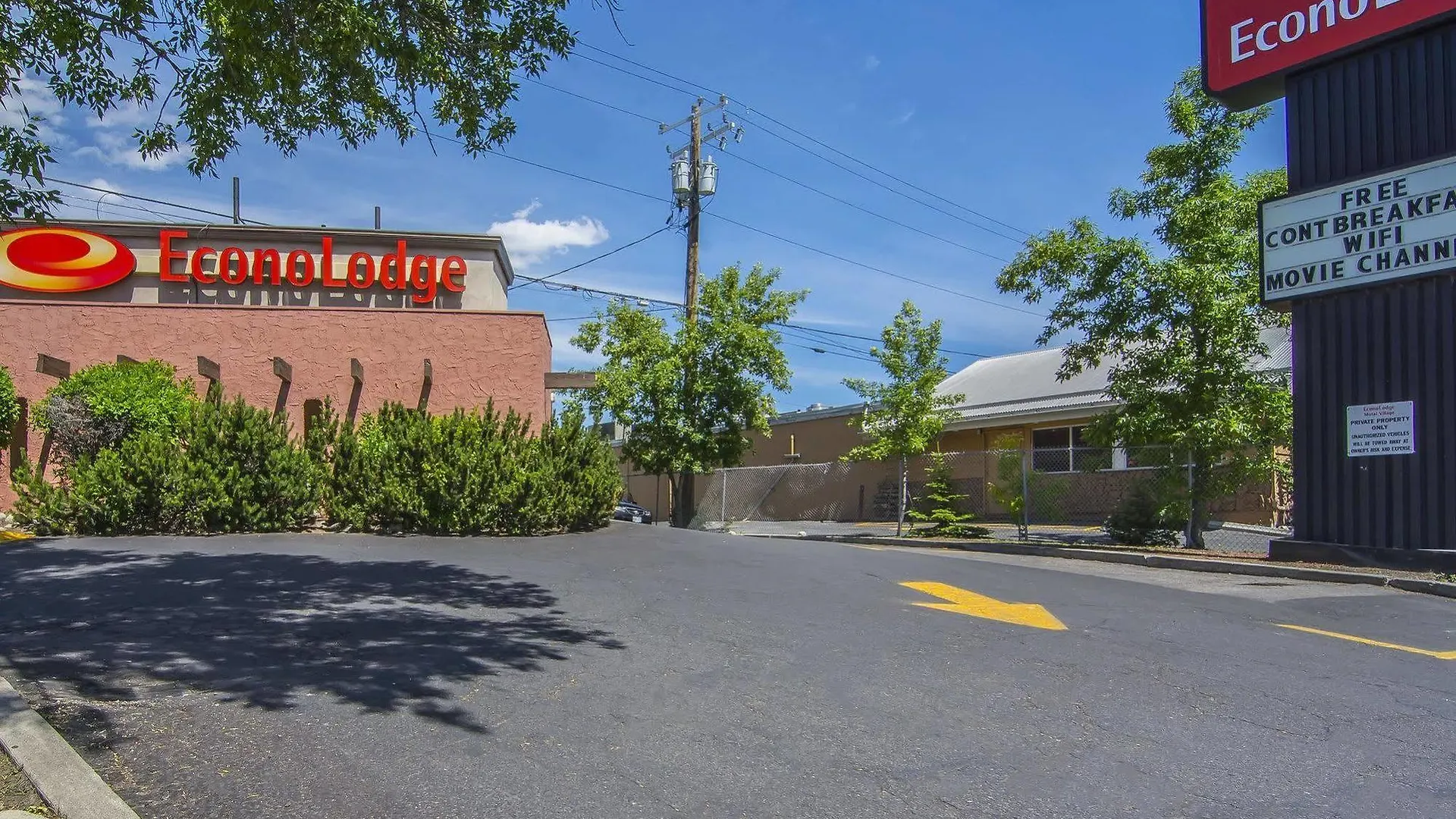 Econo Lodge Motel Village Calgary