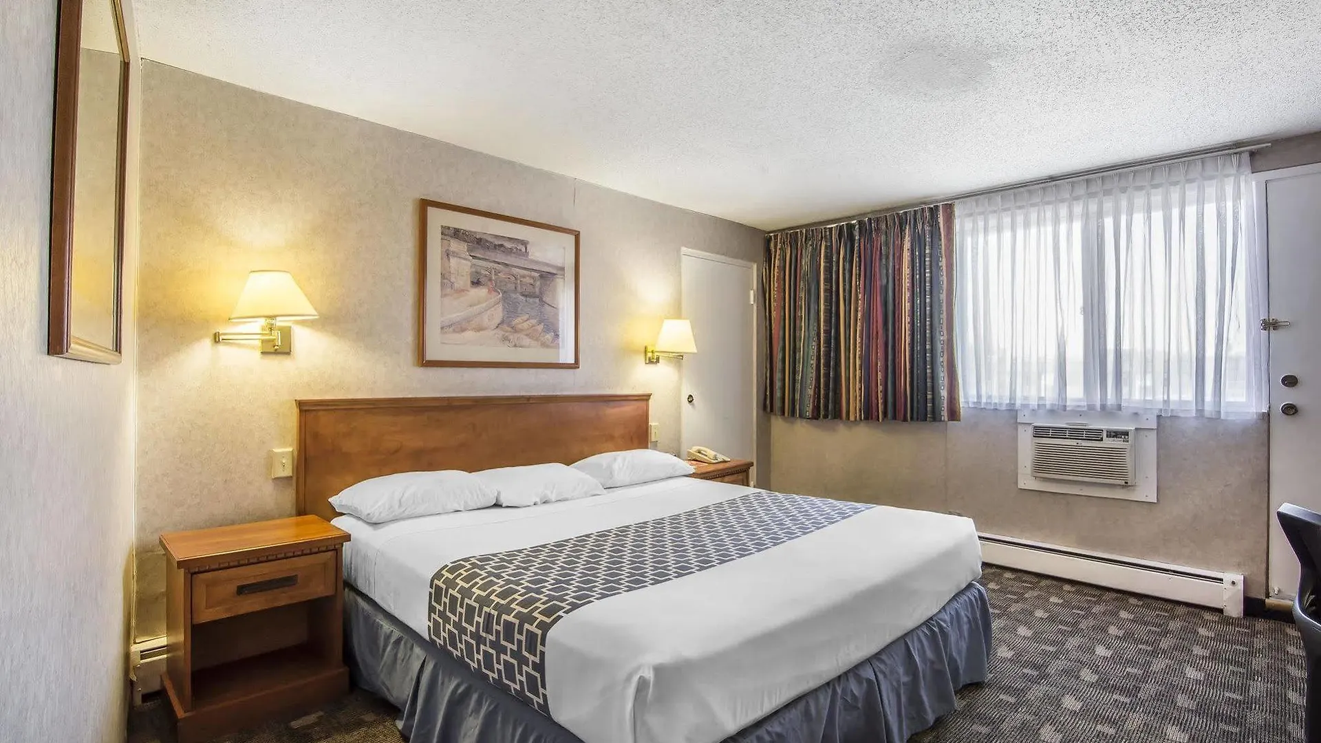 Econo Lodge Motel Village Calgary