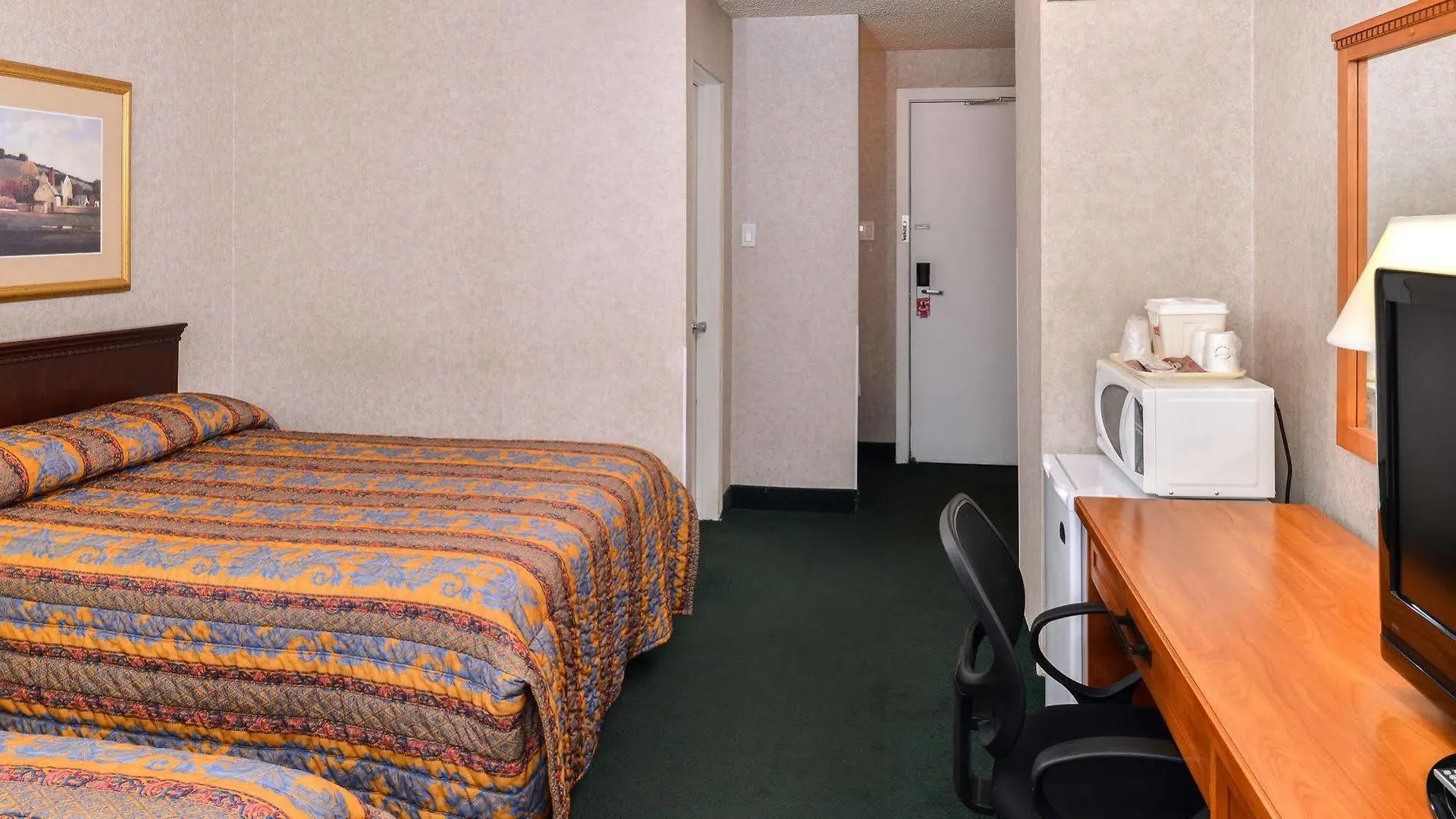 Econo Lodge Motel Village Calgary